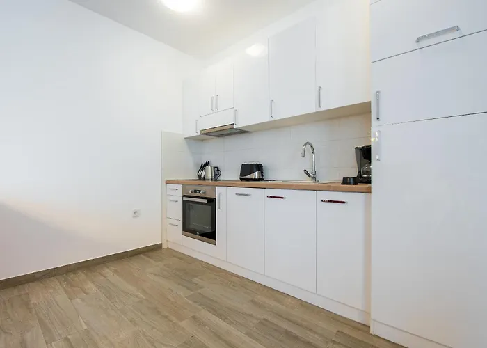 Appartamento Anja 2nd Floor *