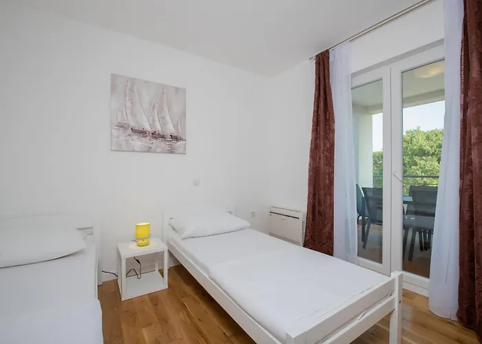 Appartamento Anja 2nd Floor Peroj