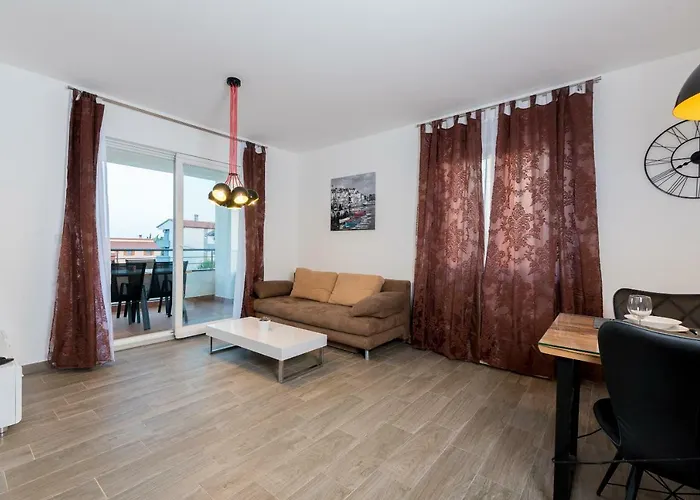 Anja 2nd Floor Appartamento *
