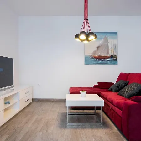 Anja 2nd Floor Appartamento *