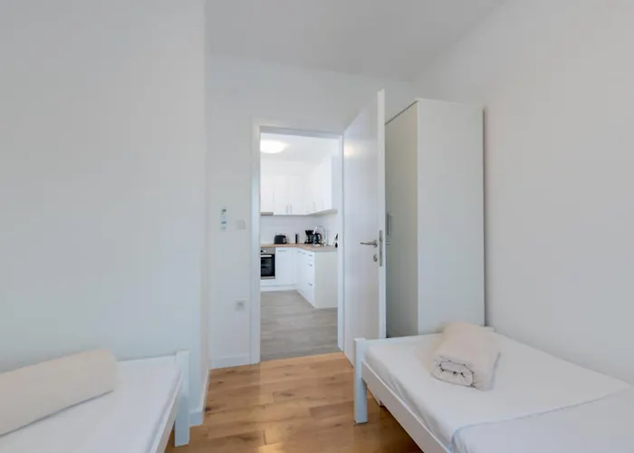 Anja 2nd Floor * 페로이