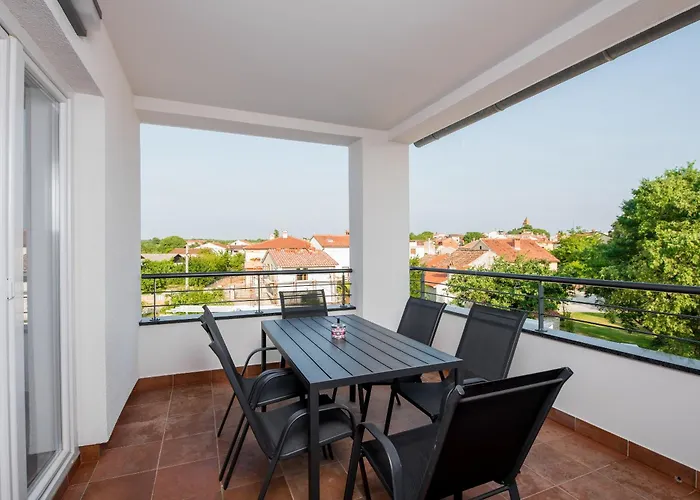 Anja 2nd Floor * 페로이