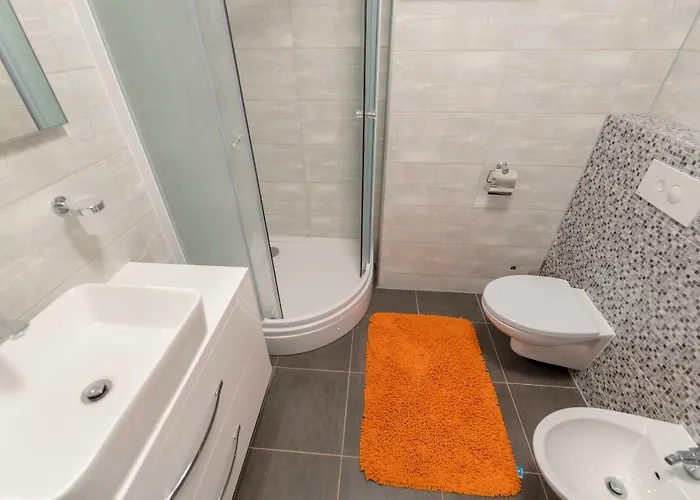 Anja 2nd Floor 아파트 *